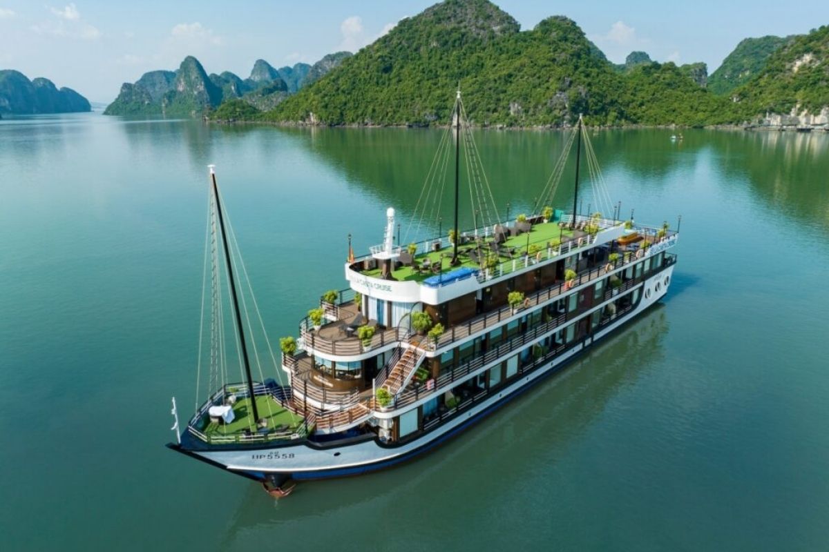 Cruise On Lan Ha Bay