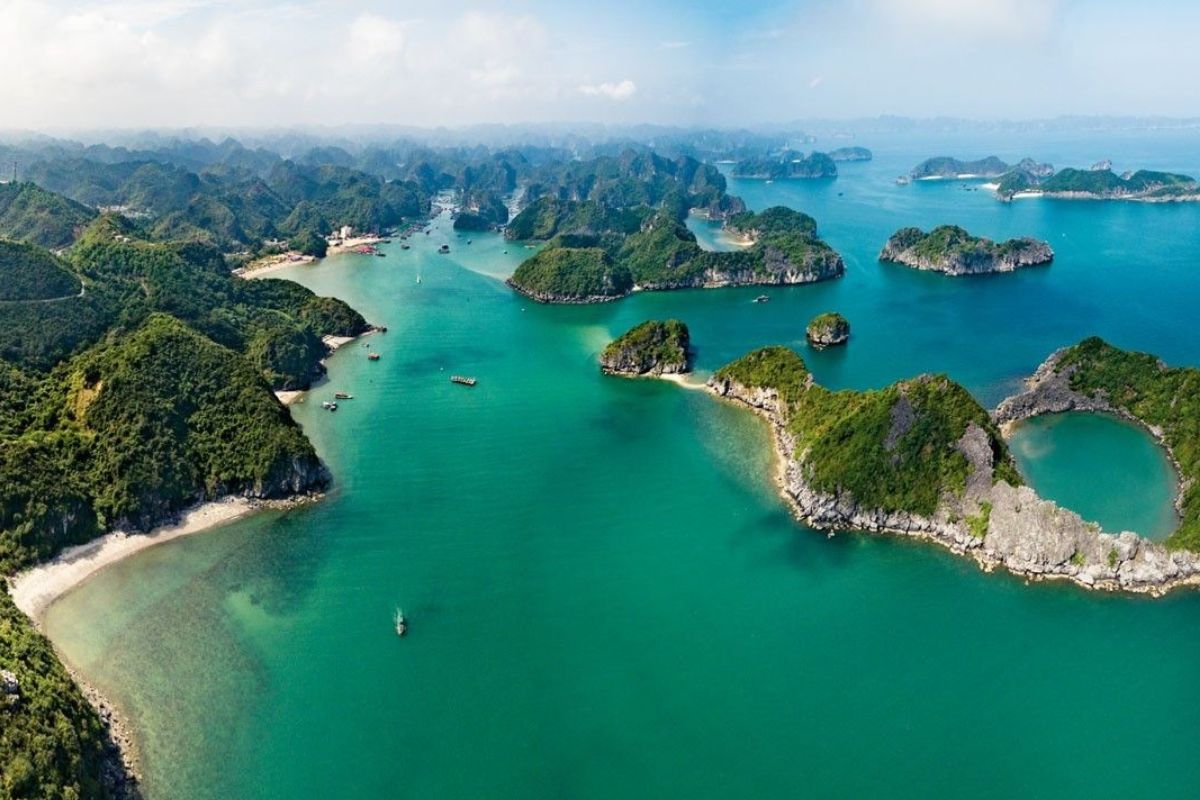 Lan Ha Bay Adventure