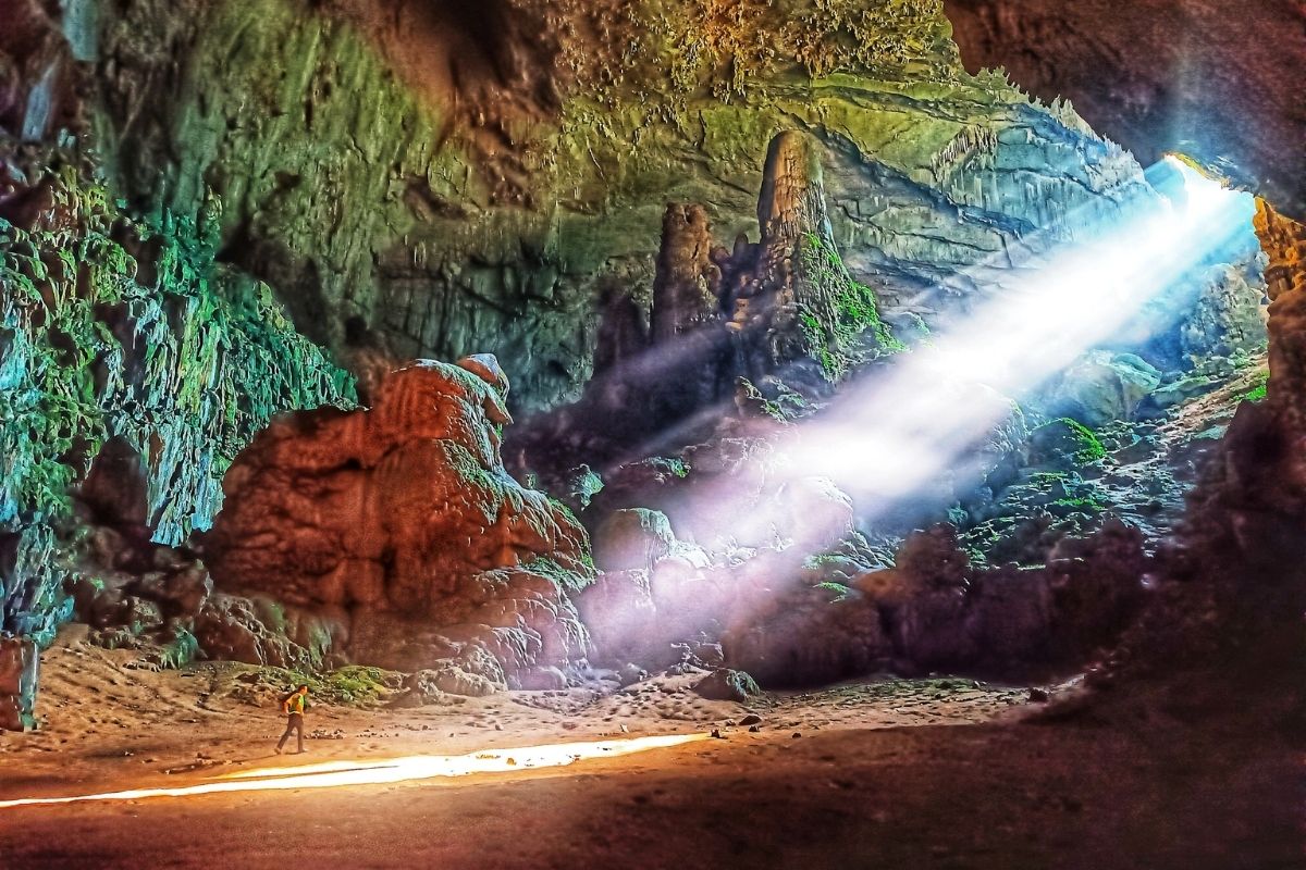 Kho Muong Cave (Bat Cave)