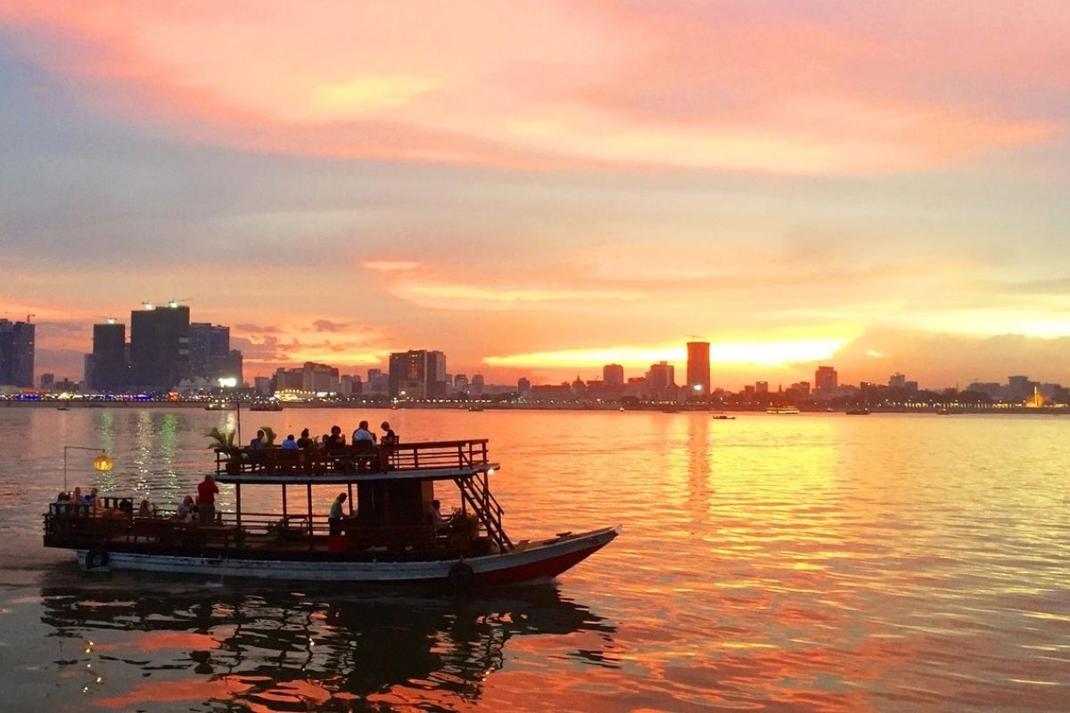Sunset Boat Cruise