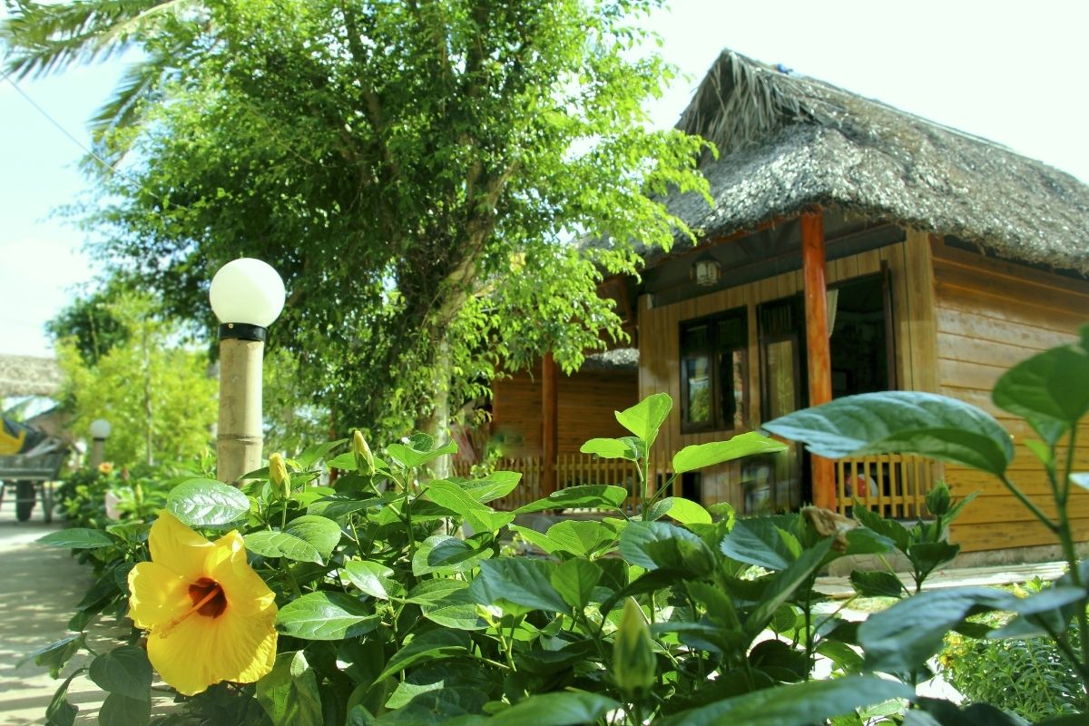 Garden rooms with a view in Mekong Taste Bungalow