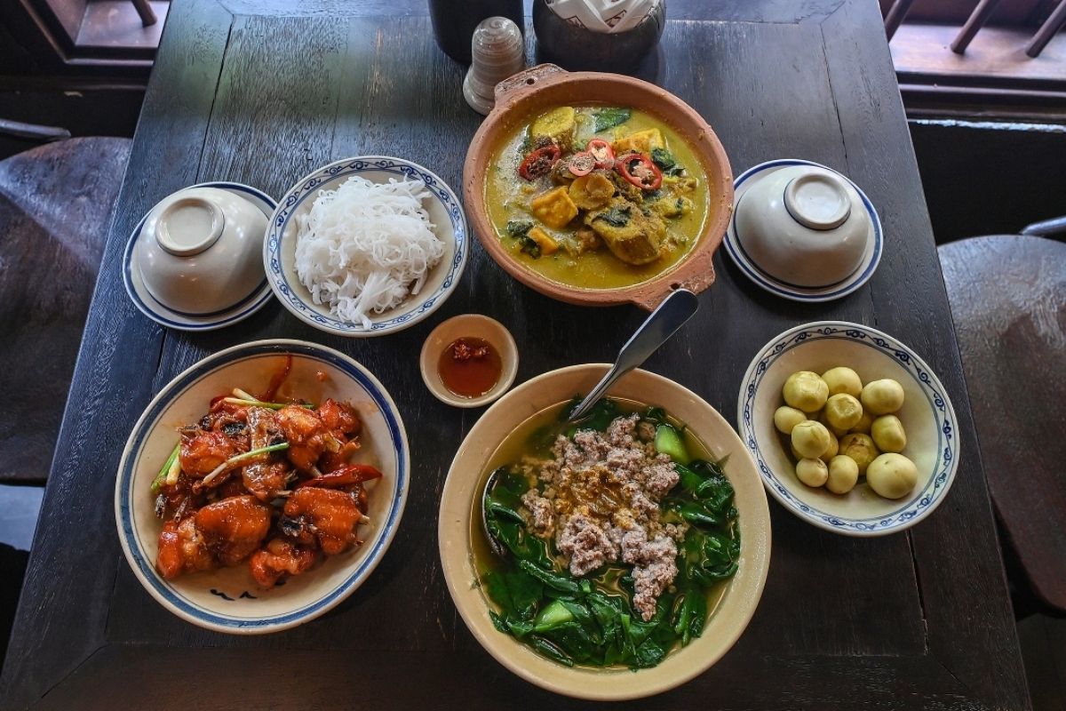 Tam Vi - Hanoi