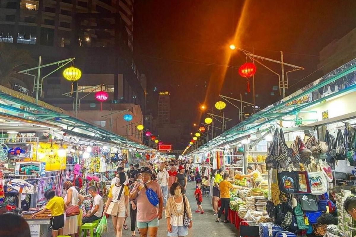 Cho Hai Yen - Nha Trang Night Market
