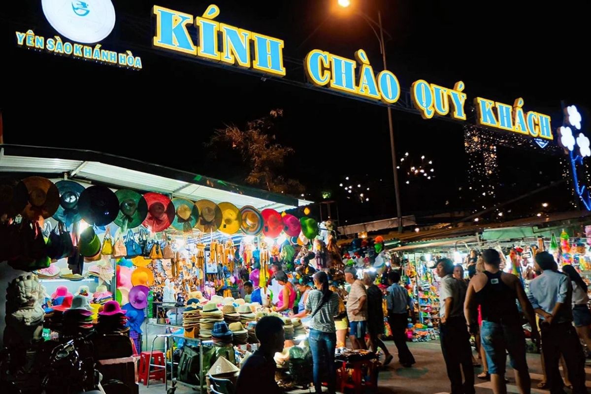 Yen Sao Night Market with Nha Trang Night Market
