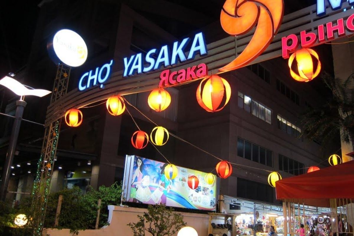 Discover the culture of Yasaka Night Market with Nha Trang Night Market