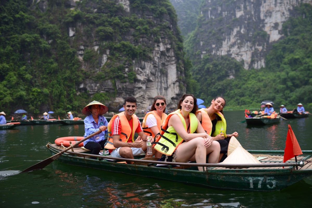 Boat Tour at Trang An with Ninh Binh itinerary