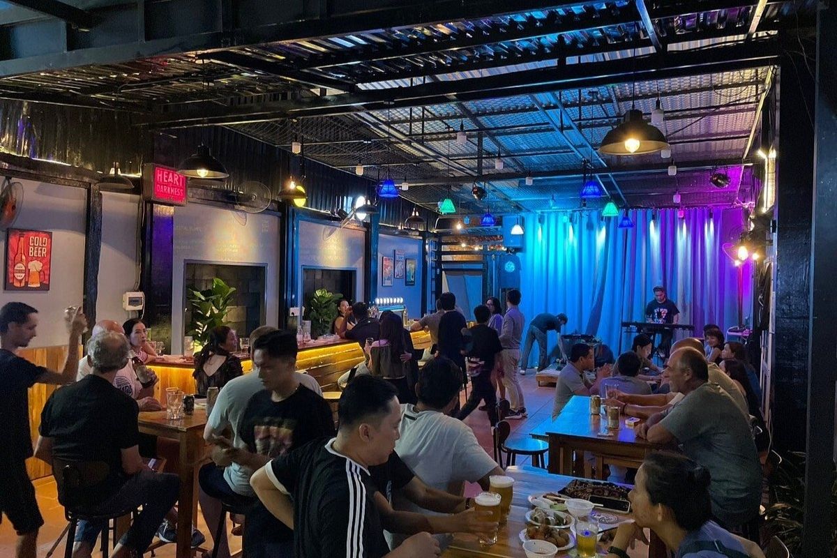 Hoppy Daze Craft Beer Bar