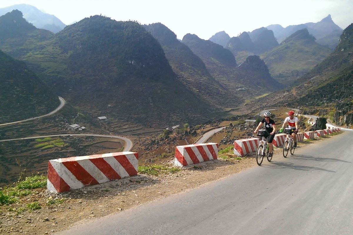 Ha Giang Bike Loop