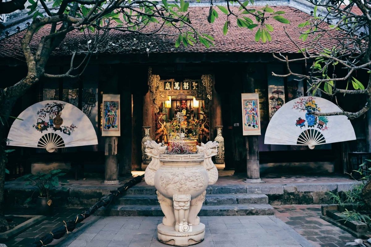 Kim Ngan Communal House in Silver Street Hanoi