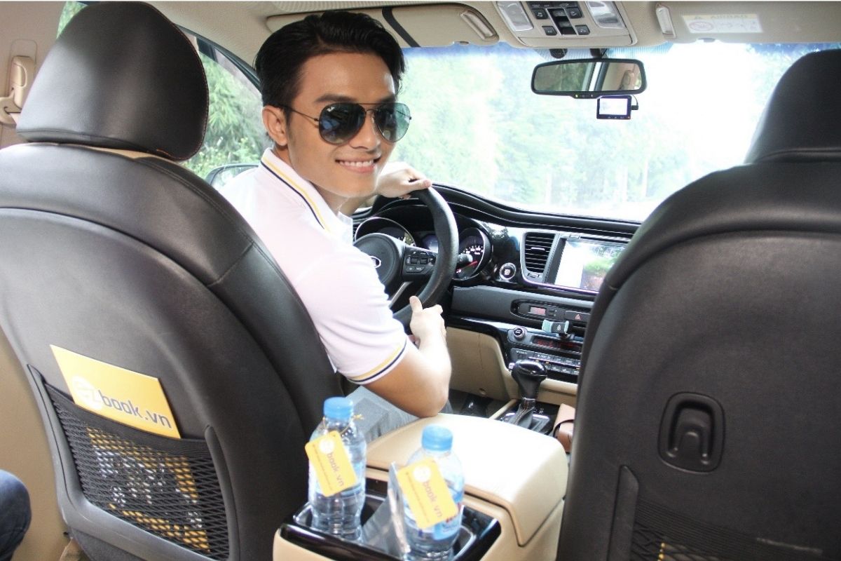 Car rental with driver Ho Chi Minh