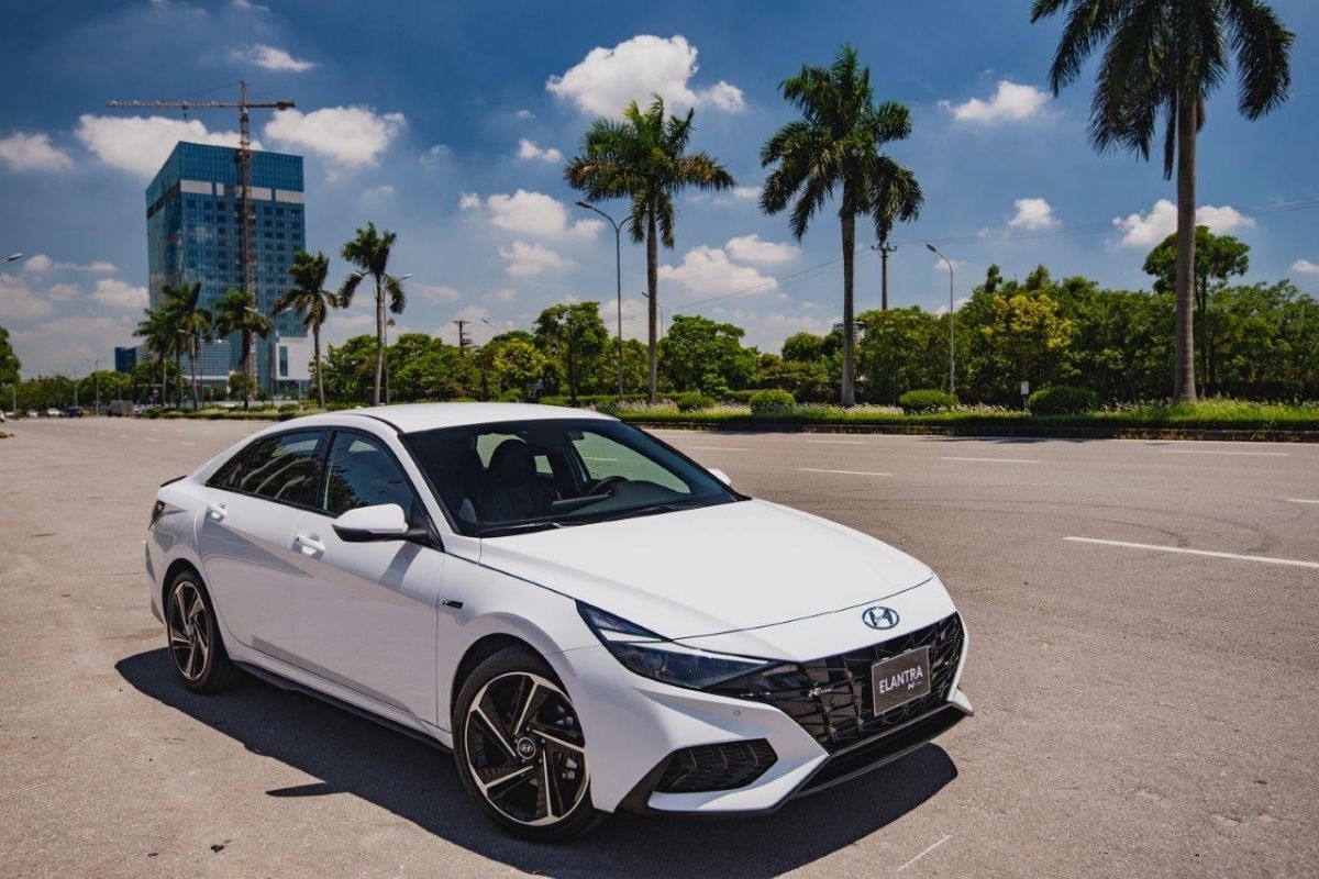 Mid-Range Sedans