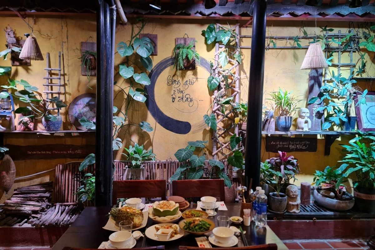 Phuc An Vegetarian Restaurant - Da Nang vegan