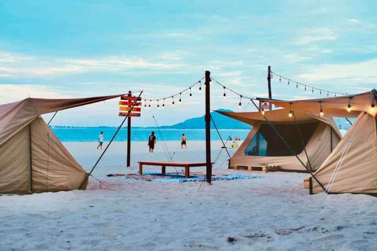 Beachfront Camping in New Port Da Nang