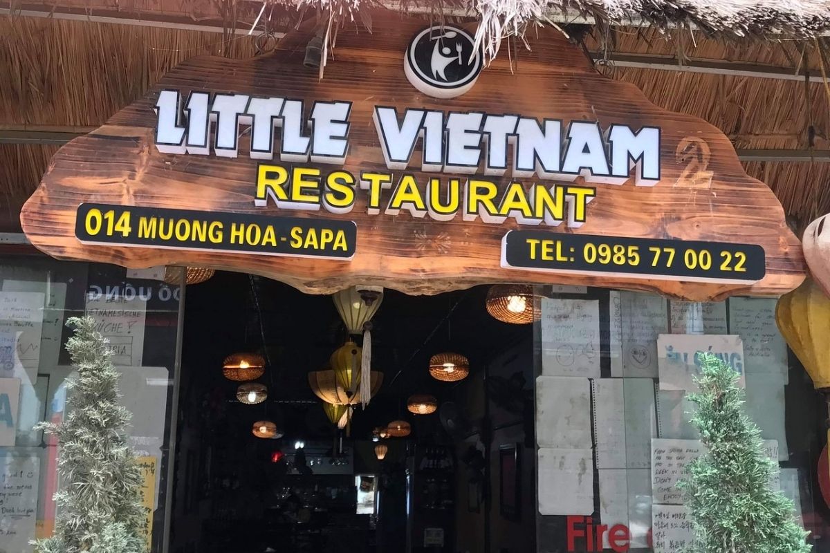 Enjoy in Little Vietnam Restaurant with Banh Mi Sapa 