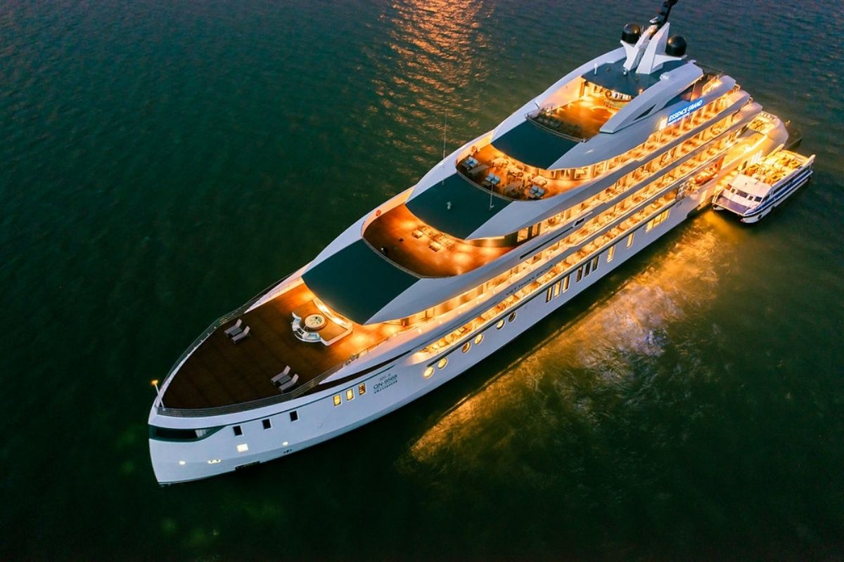 Essence Grand Superyacht - Halong Bay overnight cruise