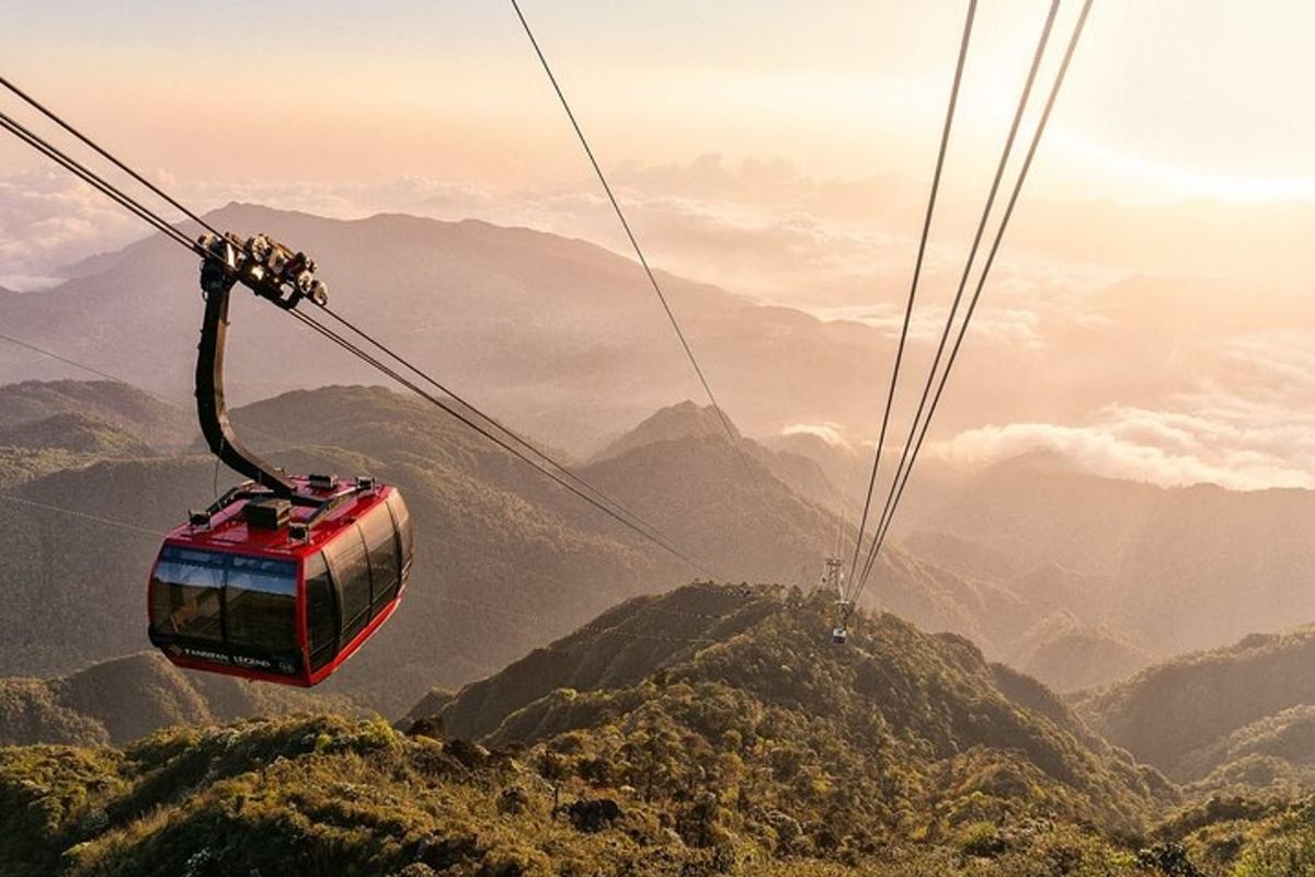 Fansipan Cable Car is in the best Vietnam cable car