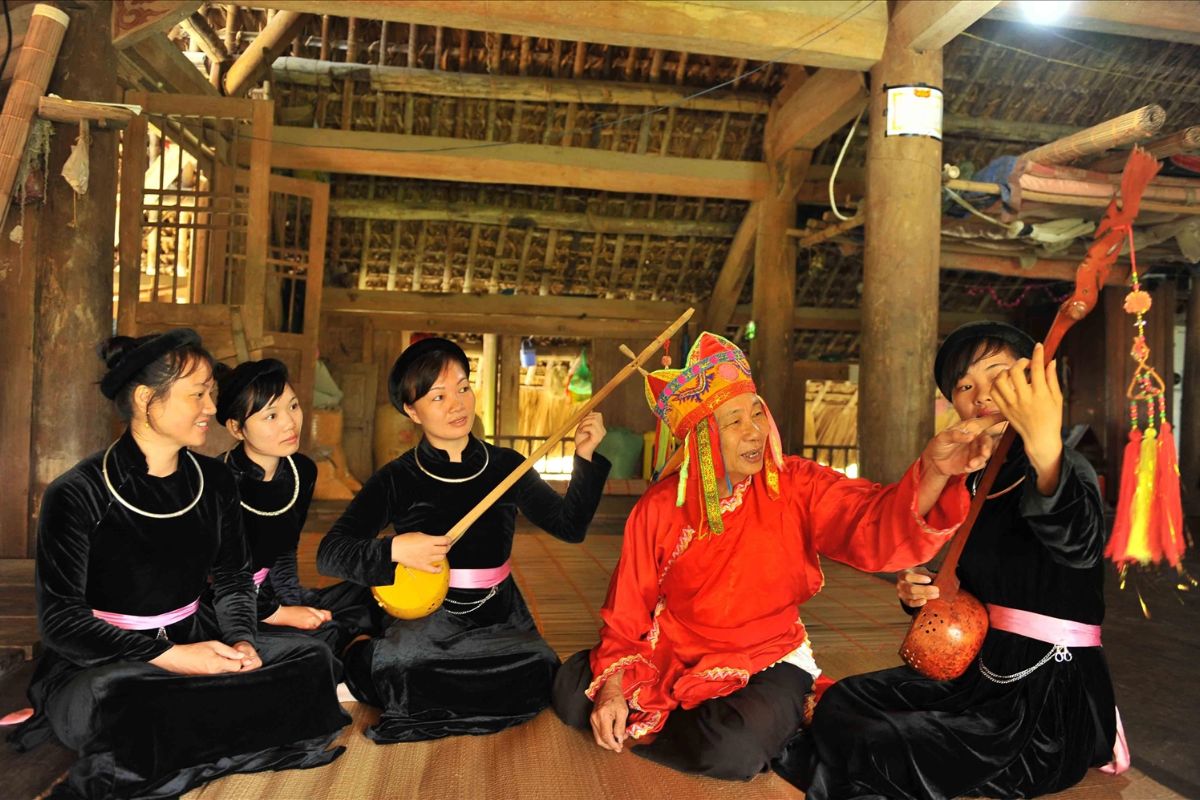 Local folk performances