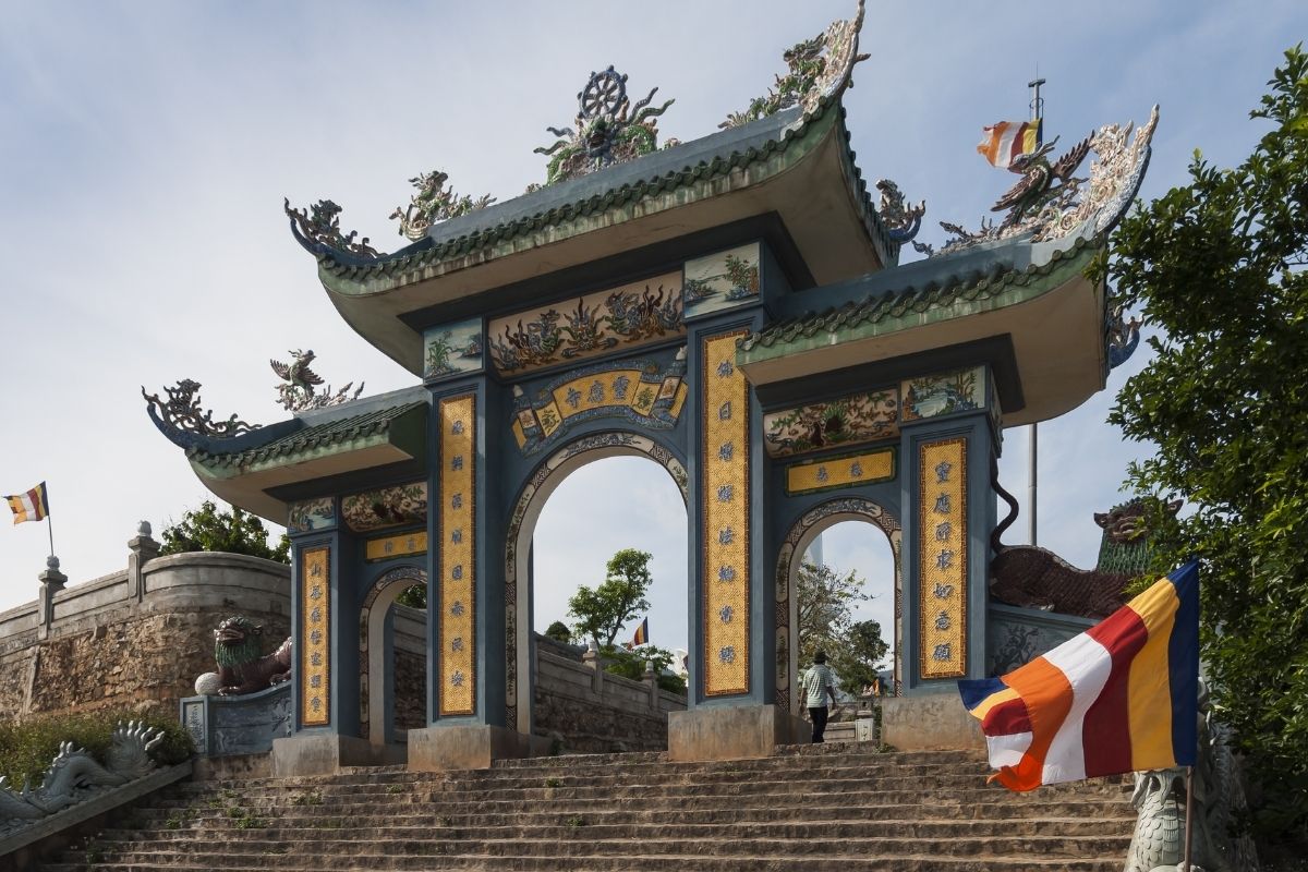 Discover the culture of Linh Ung Pagoda with Da Nang top attractions