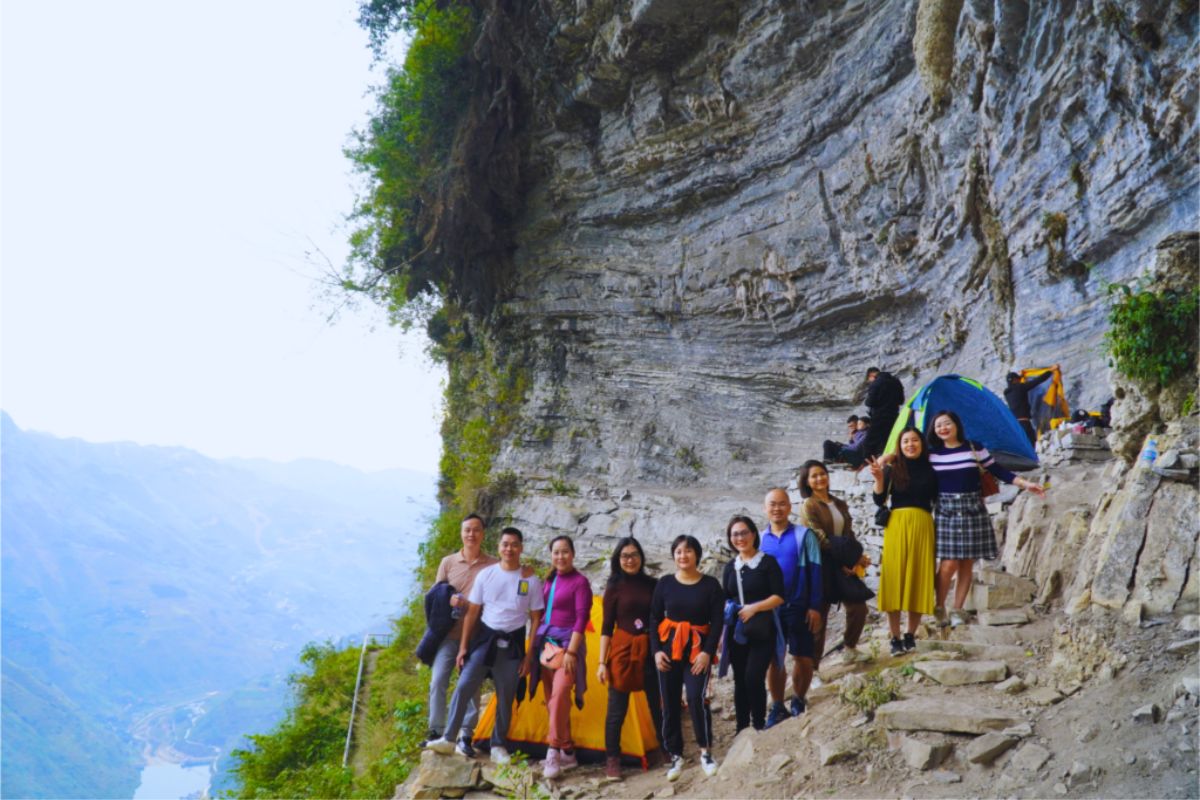 Ma Pi Leng Trek