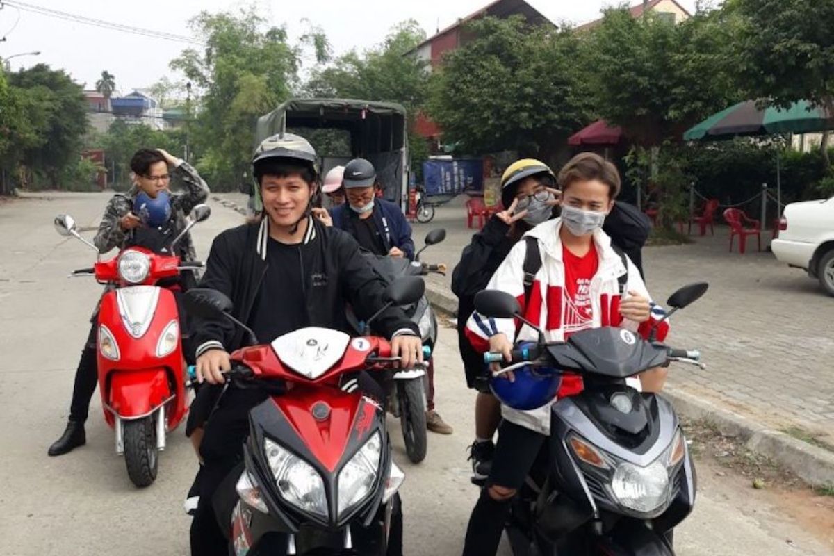 Lys Tam Coc Scooters