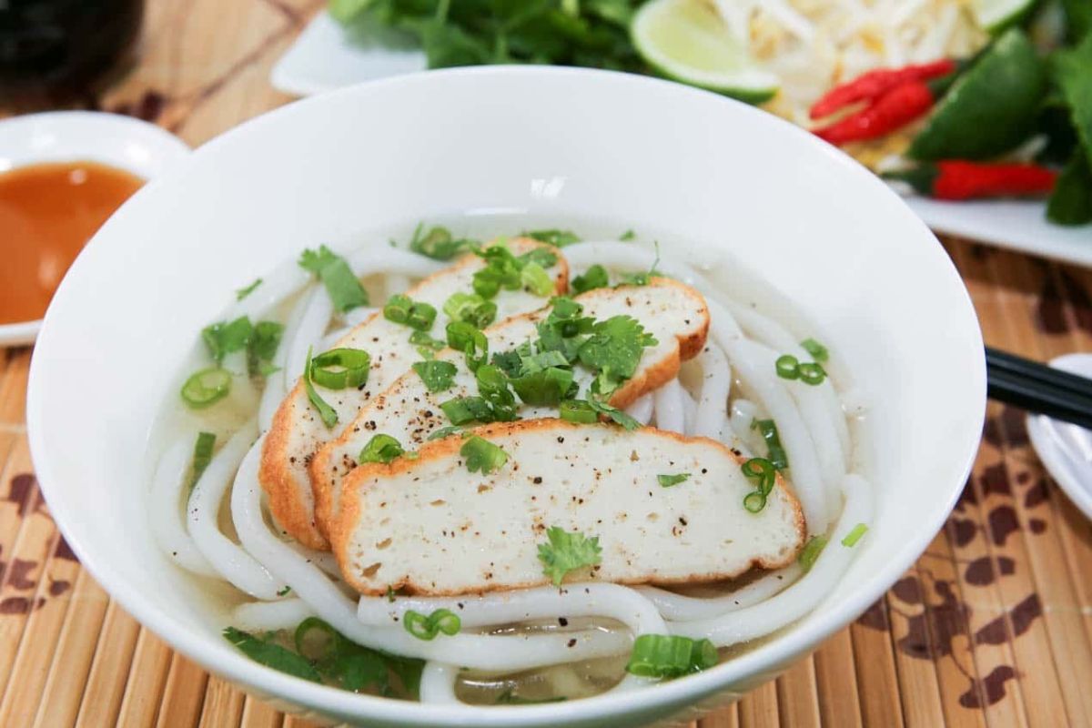 Banh canh cha ca thu