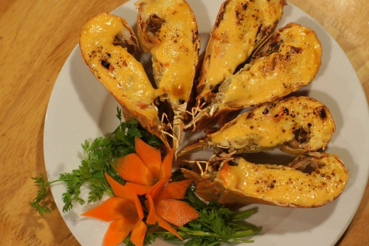 Explore Phu Quoc Local Specialties with Grilled Slipper Lobster
