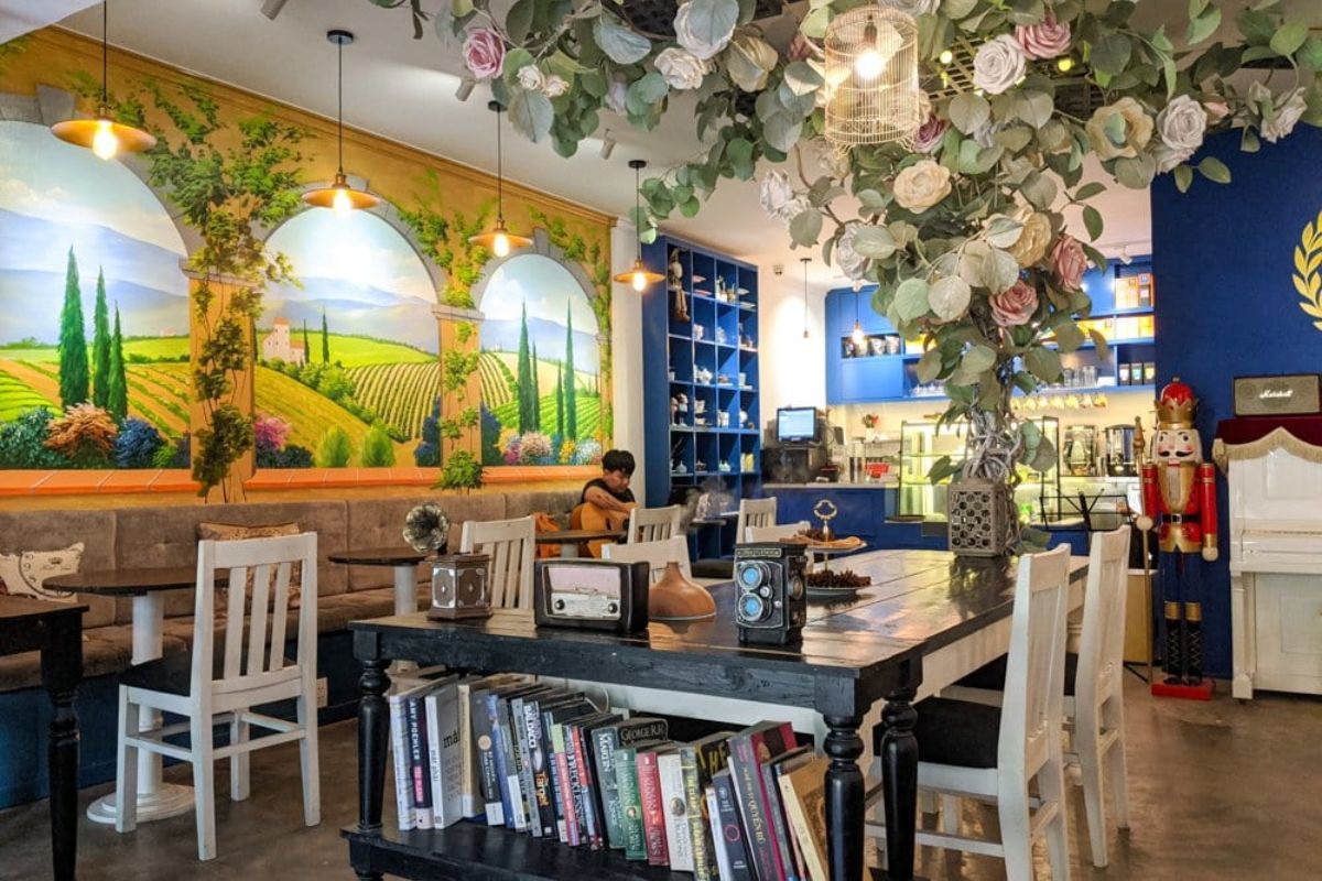 Teaspoon - Coffee and Tearoom
