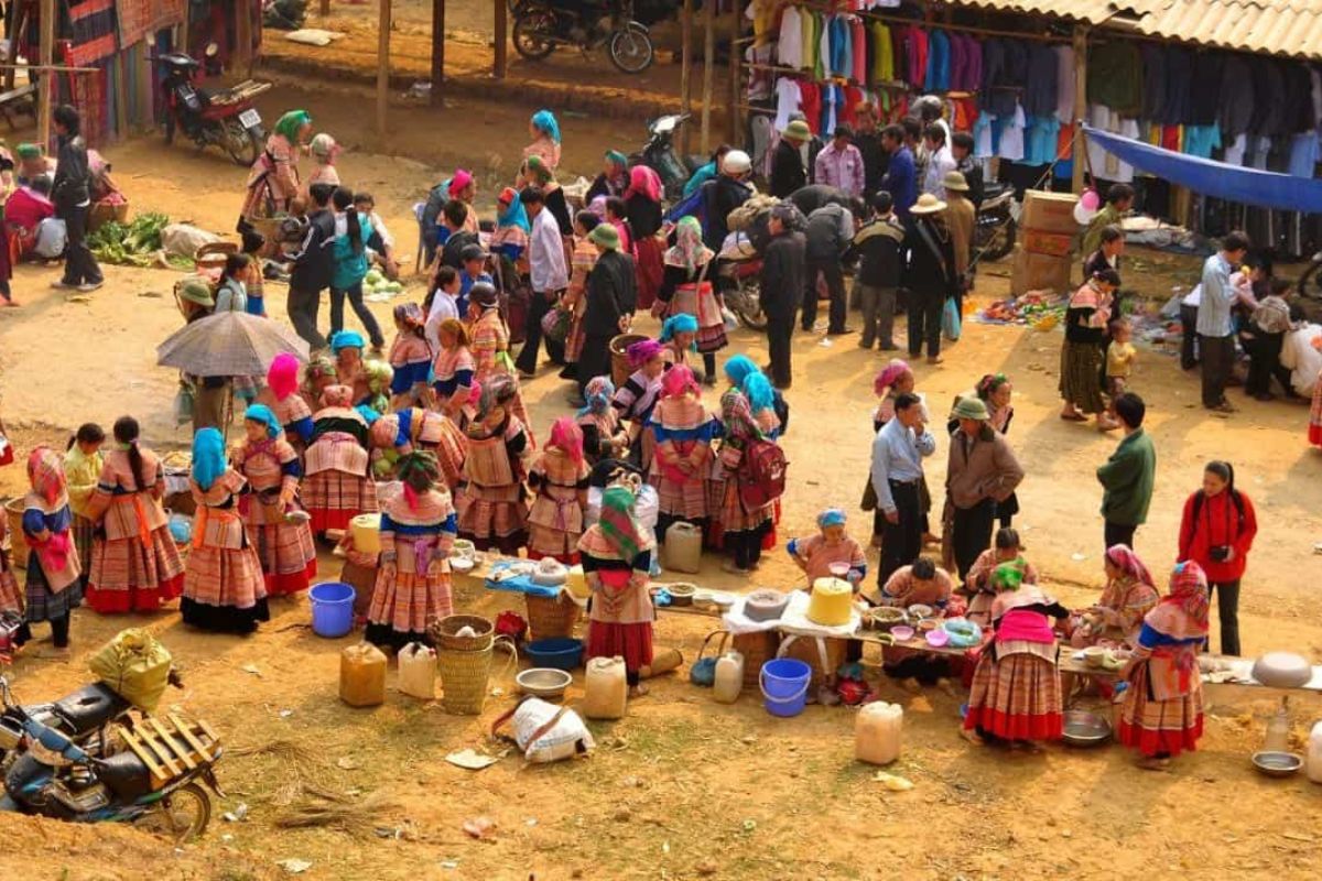 Bac Ha Market