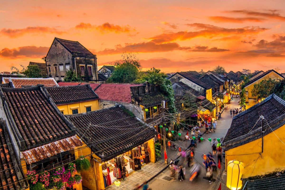 Hoi An Ancient Town is in the top Vietnam attractions in 2025