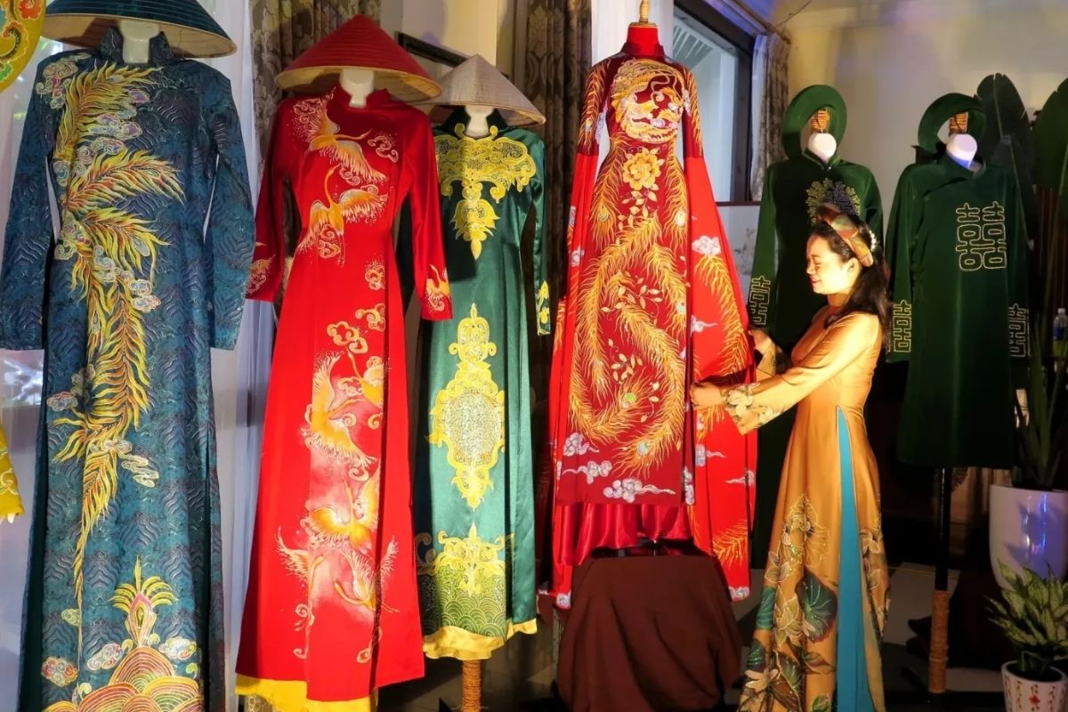 The Elegance of Ao Dai with Vietnamese culture