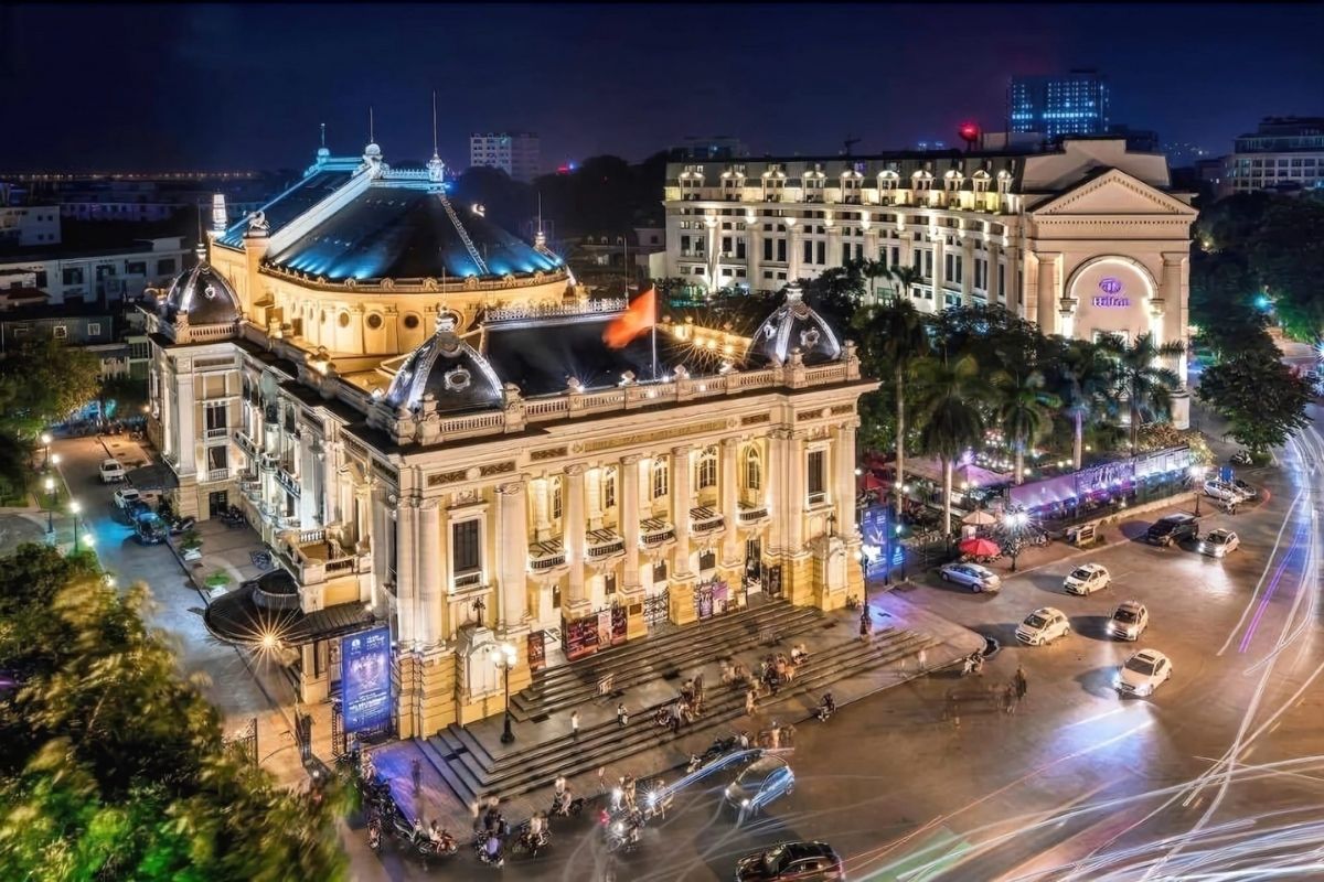 Hanoi Opera House is the best destination of Hanoi itinerary 2 days