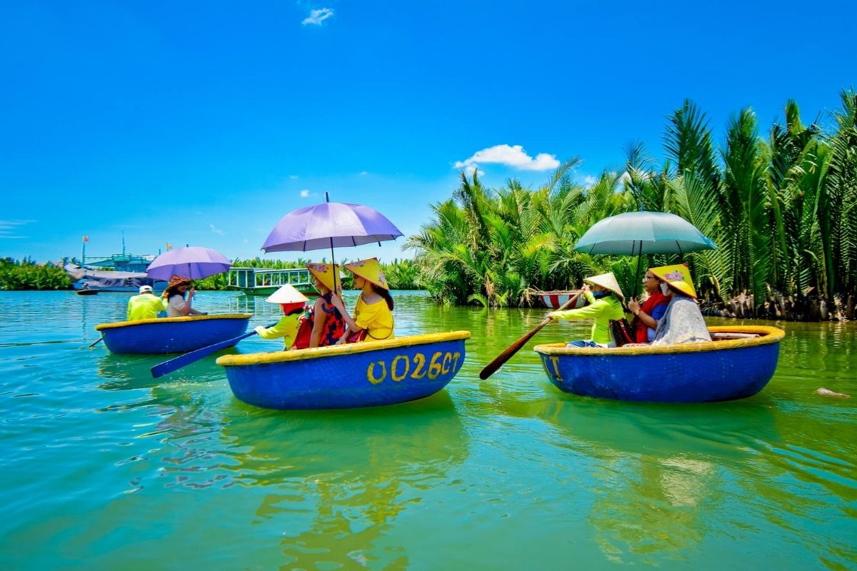 Discover the magic of Cam Thanh Village with Basket Boat Vietnam