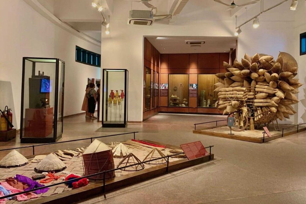 Try-It-Yourself Craft & Cultural Zones