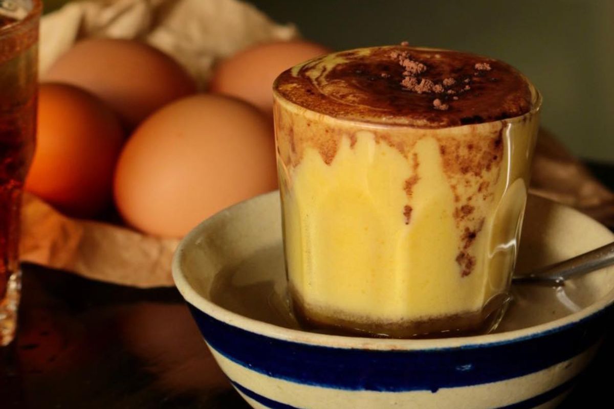 Xo Bo Coffee - Vintage Vibes and Thick Egg Coffee Cream