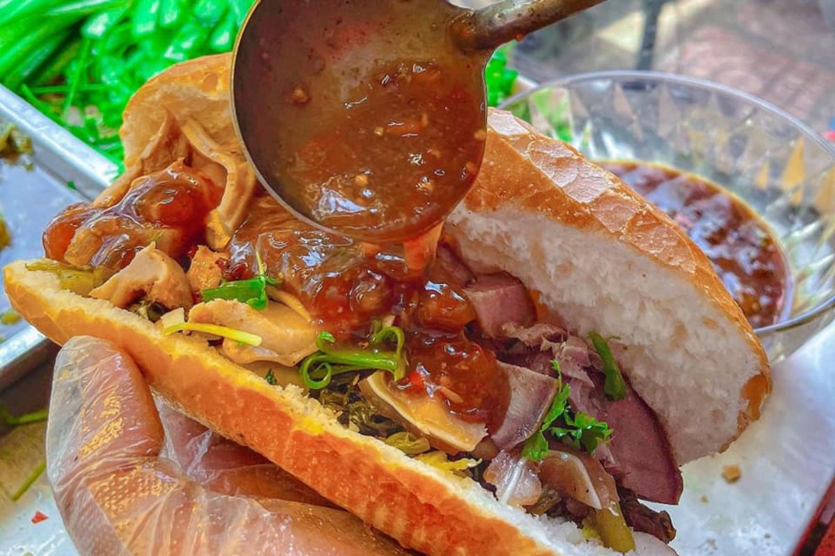 Banh Mi Suon Ba Huong