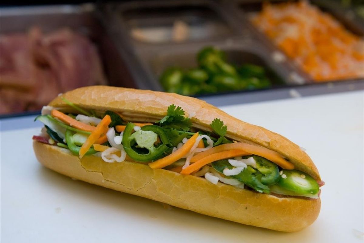 enjoy Banh Mi 232 (No Name)