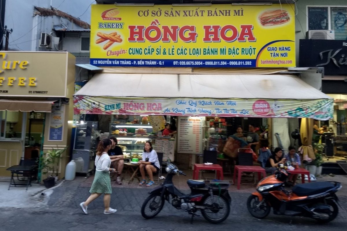 Banh Mi Hong Hoa