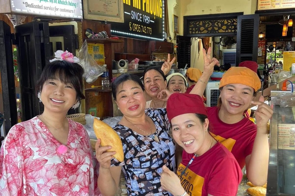 Eat-In in banh mi Phuong Da Nang