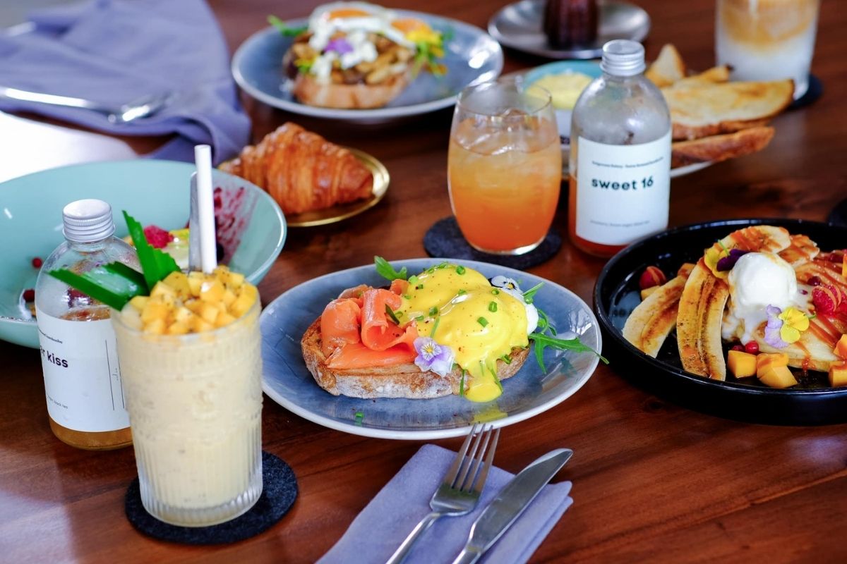 Breakfast