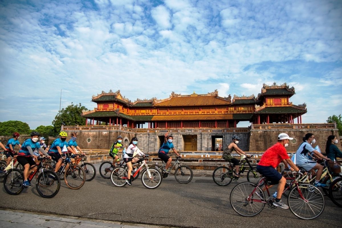 Bicycle tours