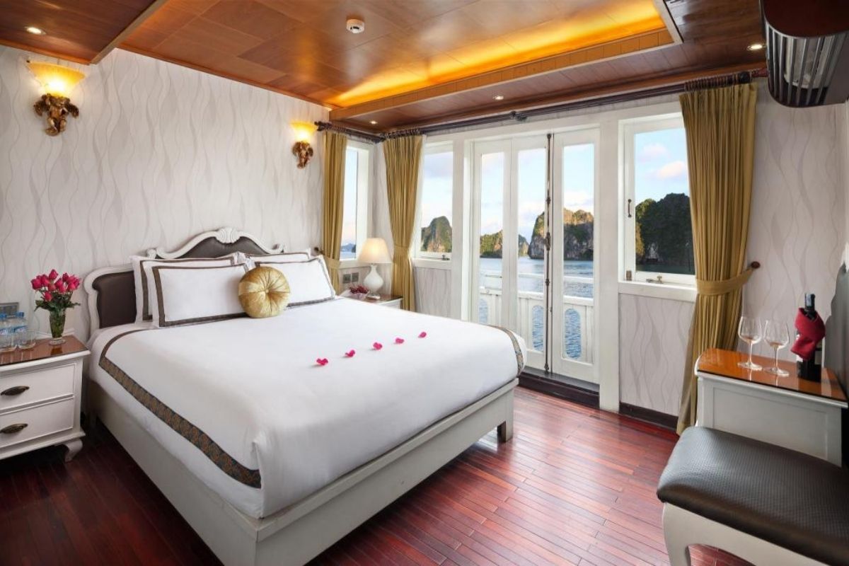 Cabins & Cruise Facilities on Bellezza Cruise Halong Bay