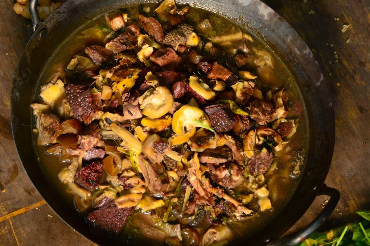 Thang co is horse meat organs or offal stewed