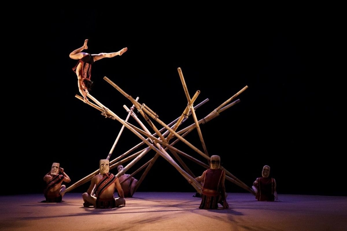 Teh Dar Show - Circus Ho Chi Minh City