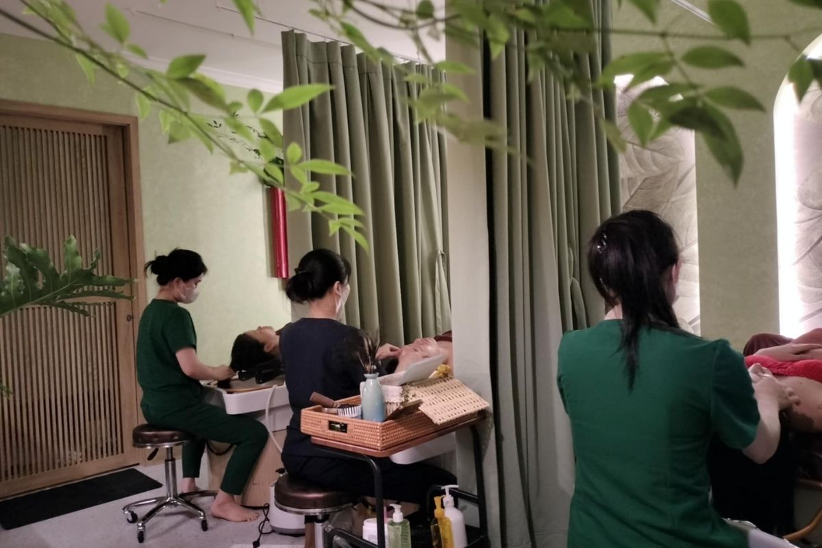 Discover the best Couples Massage Hanoi with Moc Spa