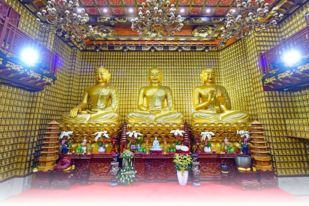 Giac Ngo Pagoda - District 10 Ho Chi Minh City