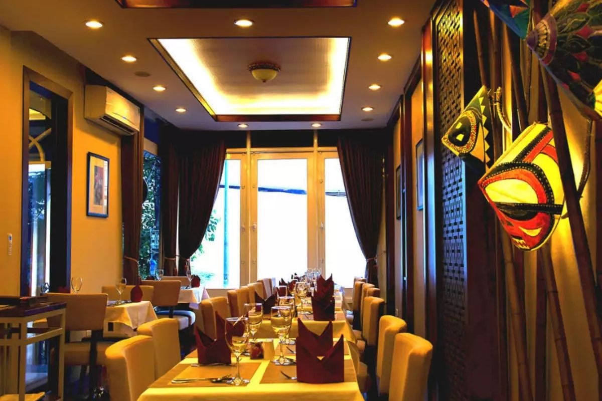 Dalcheeni Hanoi – Elegant Indian restaurant in Hanoi. 