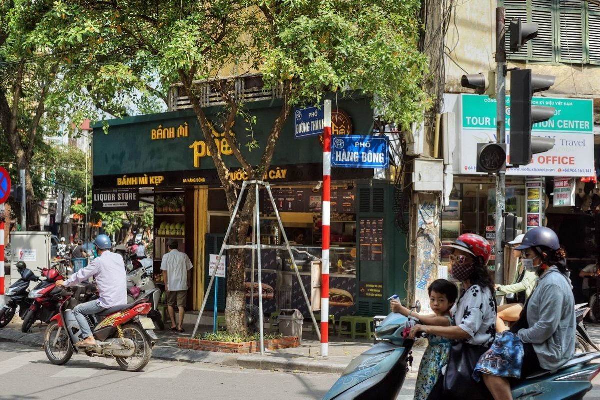 Discover Hanoi Backstreet Tours with Hang Bong Street