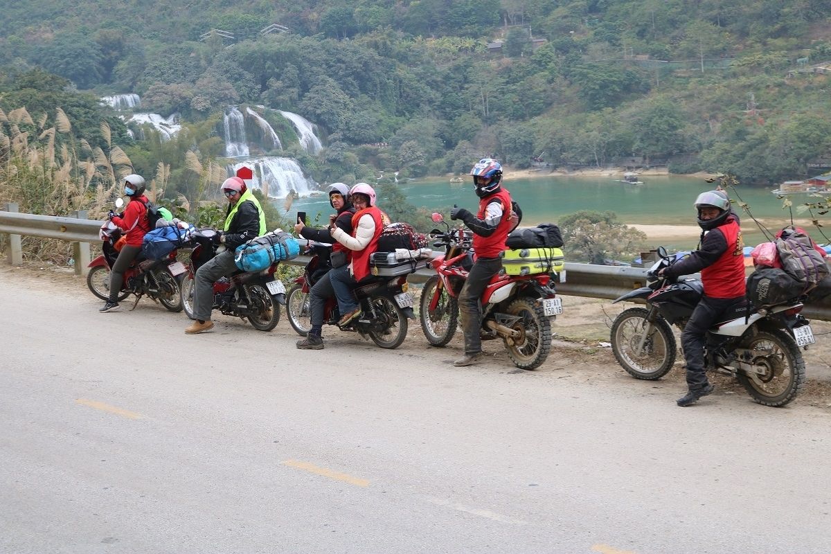  Plan the perfect 2-day escape from Hanoi to explore the majestic Hanoi Ban Gioc Waterfall by Motorbike