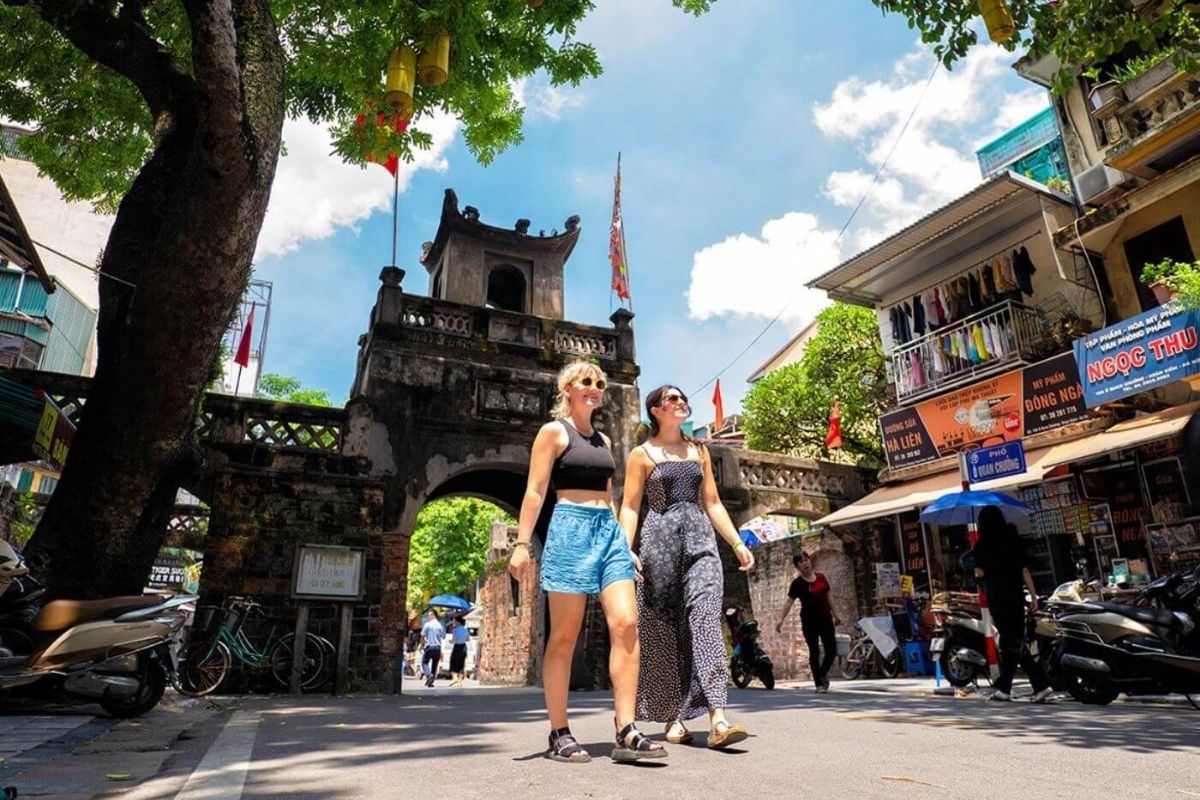 Old Quarter Walking Tour