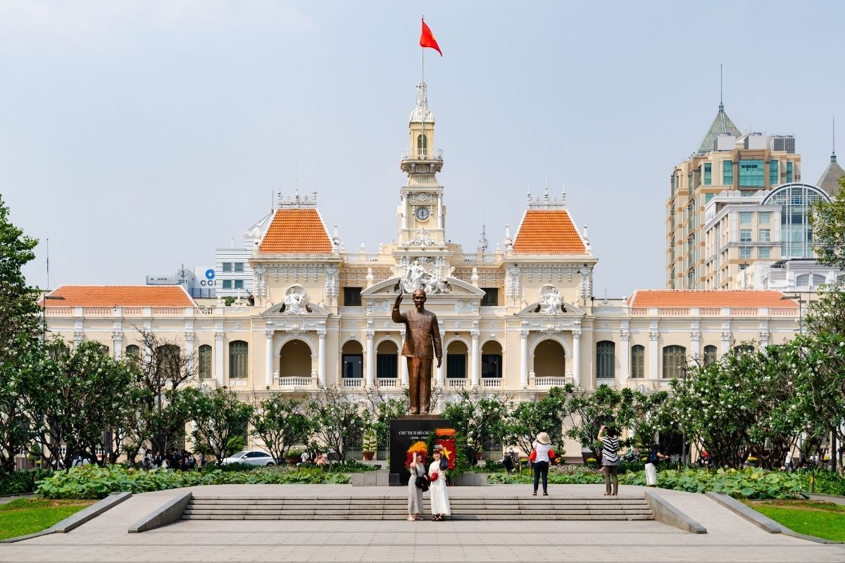 Ho Chi Minh City Hall opening hours
